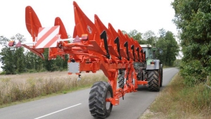 i-7698