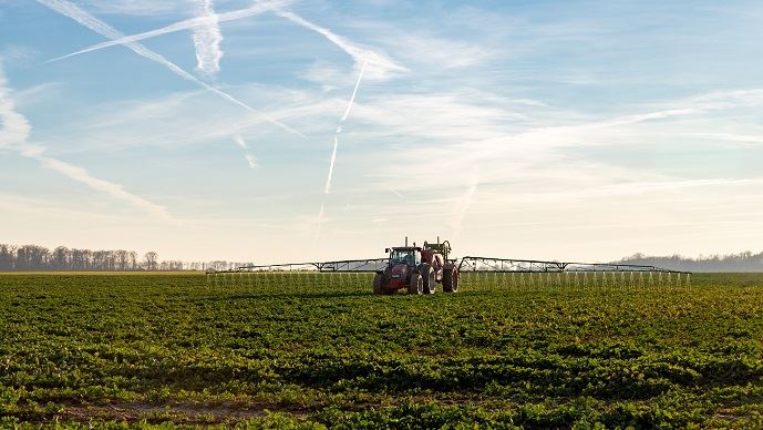 fiches_Azote_liquide_Colza_Engrais_Pulverisateur_Pulverisation_Sortie_hiver_Traitement_-_Normandie_Eure_-_Credit_photo___Nadege_PETIT_agri_zoom