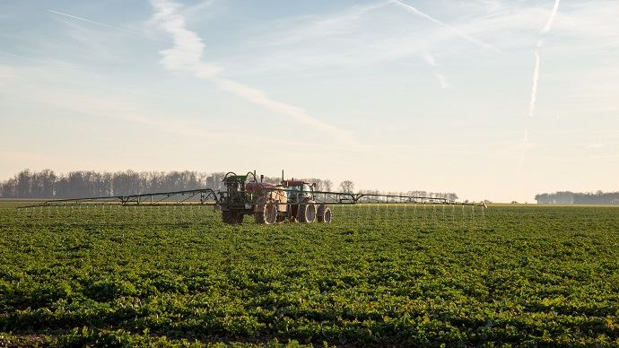 fiches_Azote_liquide_Colza_Engrais_Pulverisateur_Pulverisation_Sortie_hiver_Traitement_-_Normandie_Eure_-_Credit_photo___Nadege_PETIT_agri_zoom