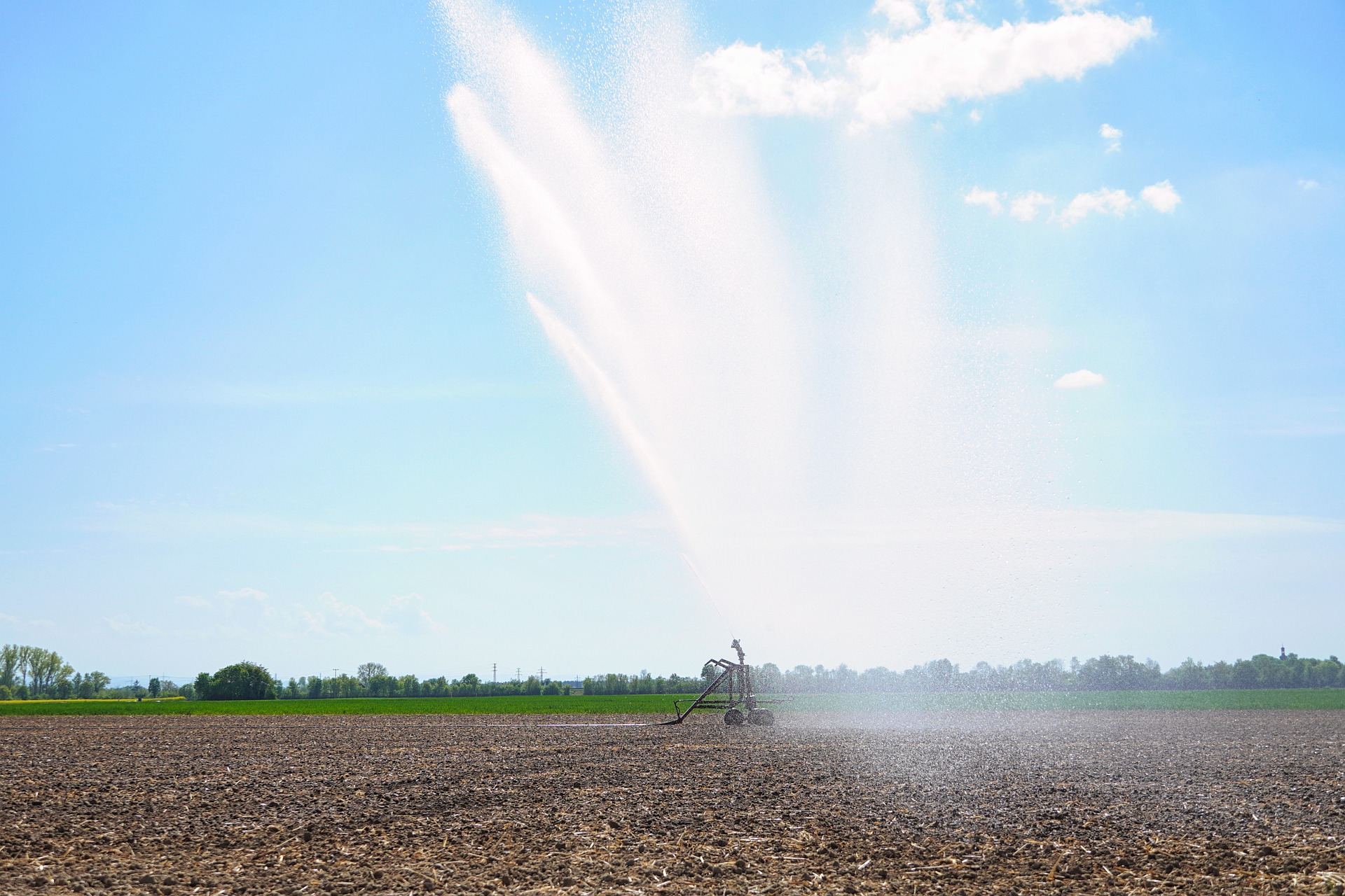 irrigation-5064935_1920