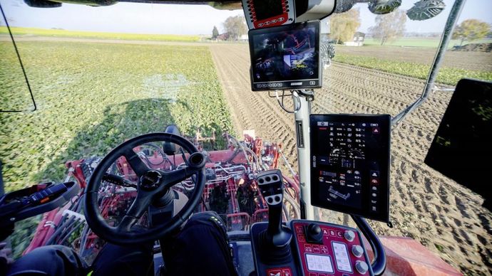 ArracheuseRexor6300Grimme