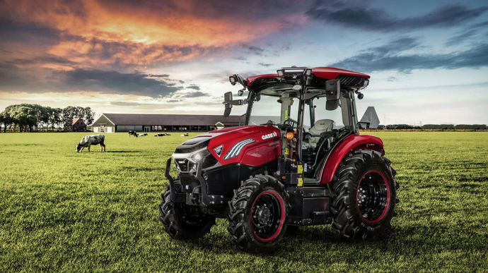 CASEIH_Farmall_Electric_75C_ONTHEFIELD