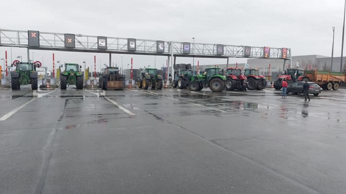 87d4e701-7-colere-des-agriculteurs-ce-qu-ils-ont-obtenu-ce-qu-ils-demandent-encore