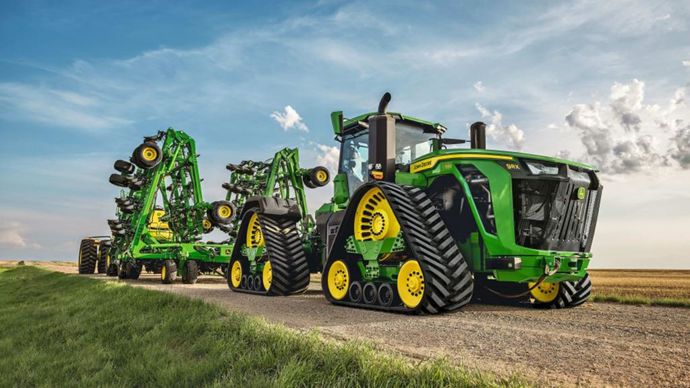 9RX830JohnDeere2
