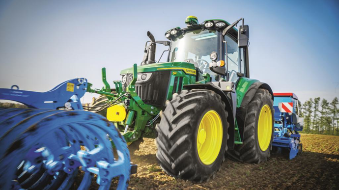 16_New6Mtractorseries-powerful_fast_intuitive_Fieldwork