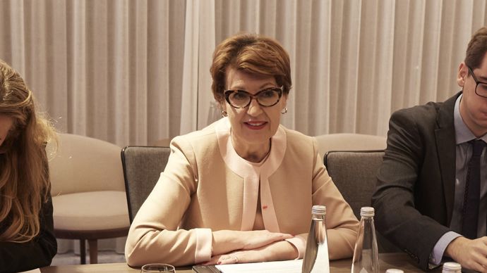 ccb9c9c4-f-au-sommet-de-l-elevage-la-nouvelle-ministre-attendue-au-tournant