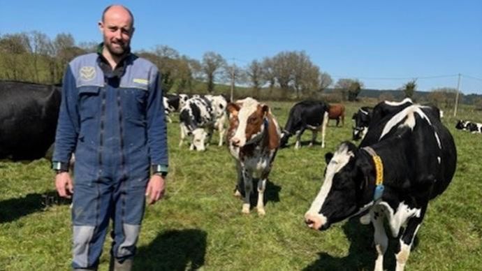 charles-fosse-jeune-eleveur-vaches-laitieres-ille-et-vilaine