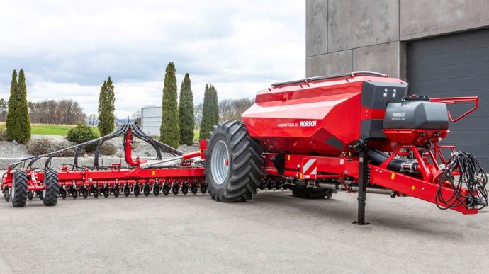 LatriplecuvepressurisEedelAvatarLCfait9400litres