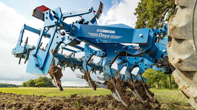 LEMKEN_Onyx_Detail