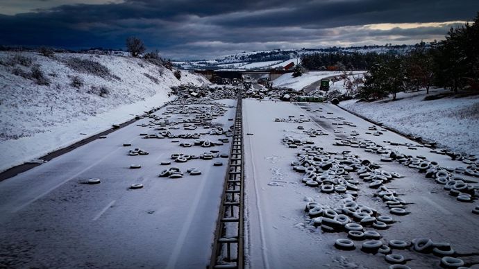 171956b4-7-mercosur-les-syndicats-agricoles-recus-par-macron-la-dnc-en-toile-de-fond