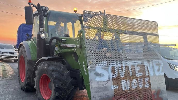 c85496e0-b-mobilisation-agricole-nationale-avant-de-nouvelles-consultations-a-matignon