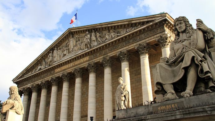 b09de3c8-b-les-deputes-adoptent-en-commission-le-projet-de-loi-d-urgence-agricole