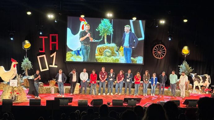 9358bfbc-4-jocelyn-dubost-un-cultivateur-de-l-isere-pour-presider-les-jeunes-agriculteurs