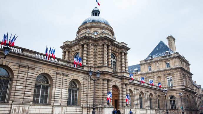 d7218847-b-loi-d-urgence-agricole-le-senat-ouvre-la-voie-a-la-reintroduction-de-l-acetamipr