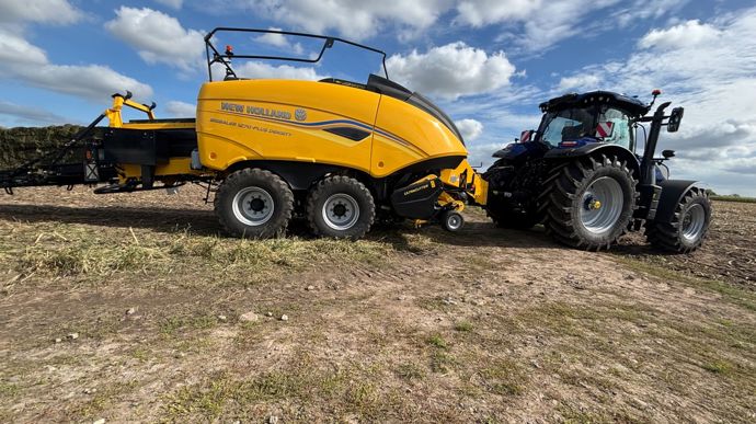 New_Holland_BigBaler